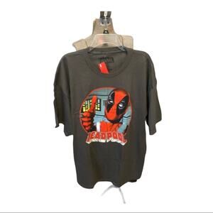 Marvel Men’s NWT Deadpool T-shirt. 2XL